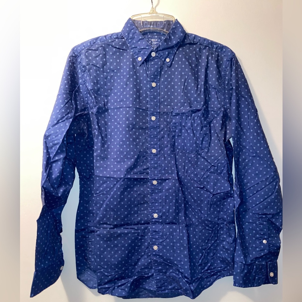 J. Crew men’s button down collar dress shirt.